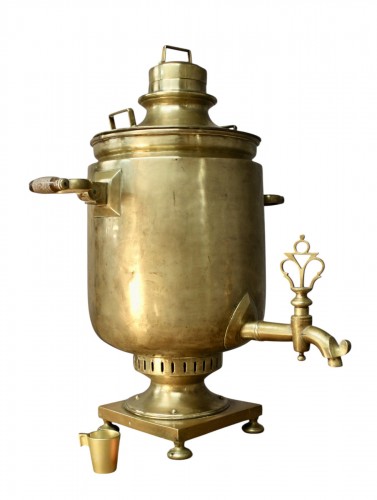 Important samovar en cuivre fin XIXe siècle de Pavel Kalinin à Moscow