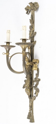 19th century - ALarge  Pair of Bronze Wall- Lights in Louis XVI Style