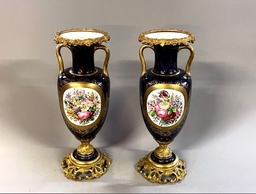 Importants vases de sèvres, monture bronze doré - Objet de décoration Style 