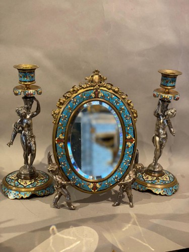 Miroir aux putti en émail cloisonné et bronze argenté - Miroirs, Trumeaux Style Napoléon III