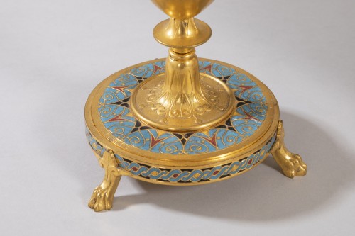 Paire de candélabres en bronze et émail cloisonné - F. Barbedienne - 