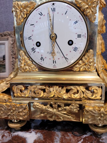 Importante pendule Louis XVI à complications, signée A.Hessen - Hirsch Antiquités