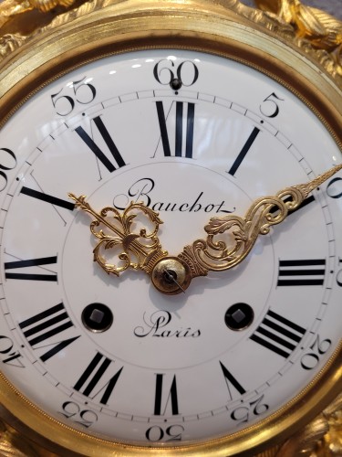 Horlogerie Pendule - Importante pendule Rocaille fin 19e siècle en bronze doré