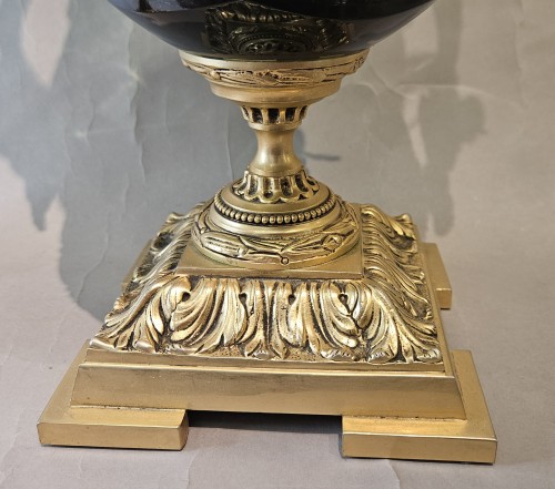 Paire de vases Médicis en Cristal Benito et bronze - 