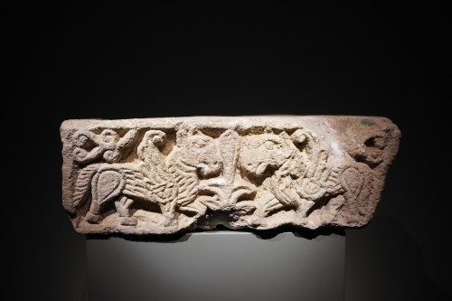 Fragment of frieze with mythological figures - Sculpture Style Middle age