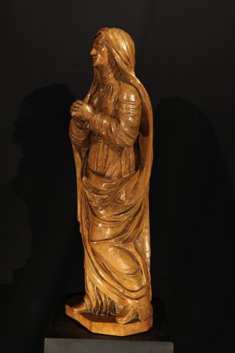 Vierge de douleur. Sculpture en bois de noyer. Italie circa 1600 - Sculpture Style 