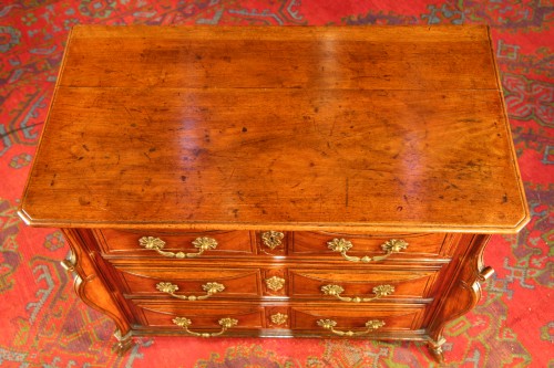 Furniture  - Louis XIV mazarine Commode said « with console uprigths ». In walnut wood.