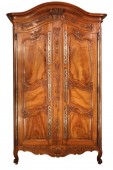 Armoire de mariage arlésienne en bois de noyer, XVIIIe siècle