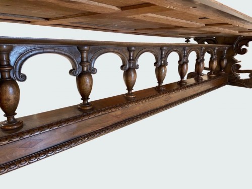 XIXe siècle - Table de château fin 19e de néo Renaissance