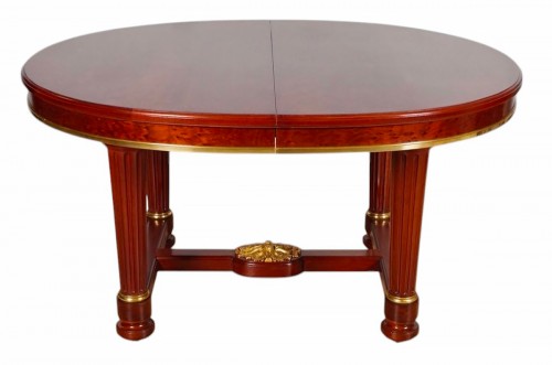 Mercier Frères à Paris - Table en acajou et placage vers 1870