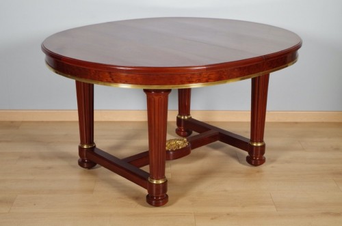 Mercier Frères à Paris - Table en acajou et placage vers 1870 - Napoléon III