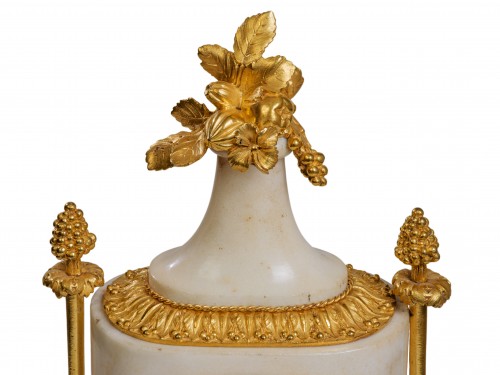 Antiquités - Louis XVI period mantel clock set