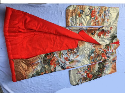 Kimono (uchikake) en soie brodée et métal - Japon ère Showa - 