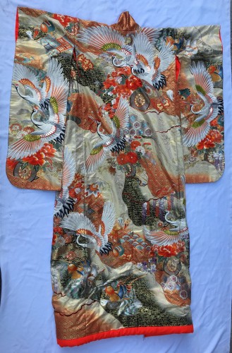  - Kimono (uchikake) en soie brodée et métal - Japon ère Showa