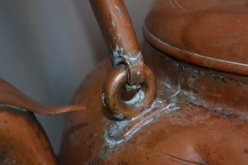  - Temple teapot. Embossed copper, Japan Edo périod