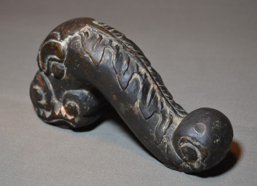 Antiquités - Cast bronze cannon handles, representing 2 dragons