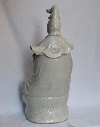 Antiquités - Guanyin in monochrome white Chinese porcelain. Qing Dynasty.