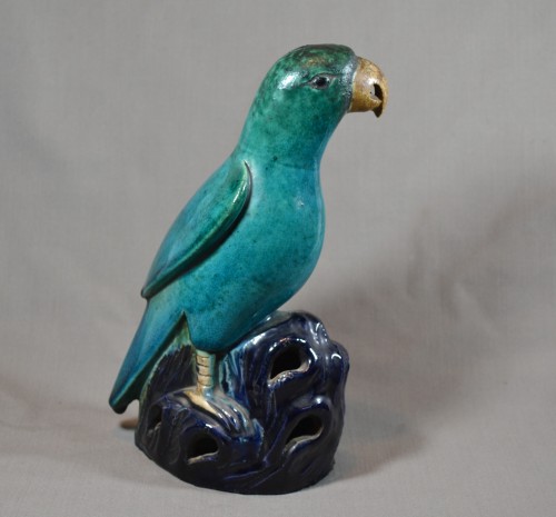 XVIIe siècle - Perroquet en porcelaine émaillée turquoise, Chine 17e siècle