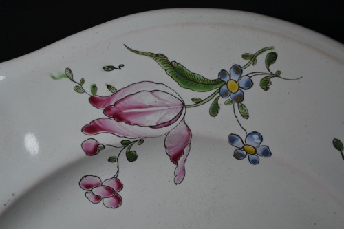 Louis XV - Plat en faience de Strasbourg, Joseph Hannong XVIIIe siècle