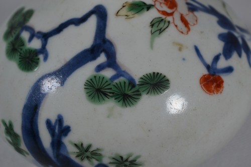 Antiquités - Flacon en porcelaine Wucai, 17e siècle Chine ou Japon