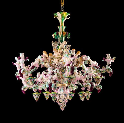 Lustre Rococo allemand en porcelaine aux chérubins - Luminaires Style Napoléon III