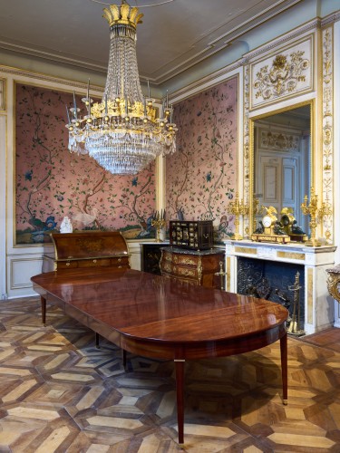 Mahogany Directoire table with four leaves - Furniture Style 