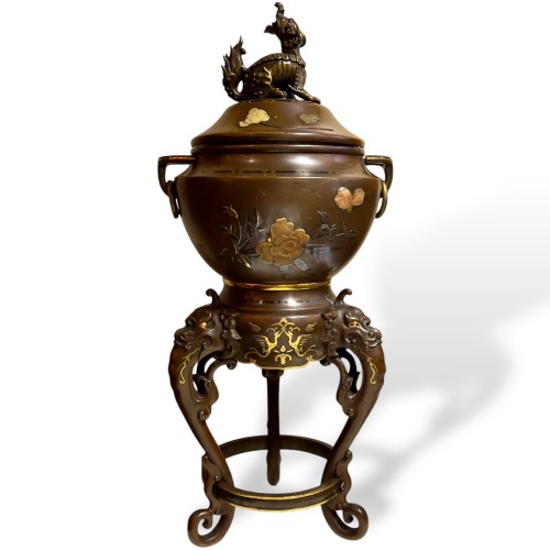 Asian Works of Art  - Bronze insence burner with inlays, Japan Meiji period, circa 1880.