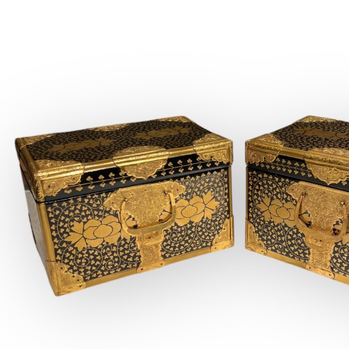 19th century - Pair of Small Japanese Black and Gold Lacquer Chests, Japan 19th Century