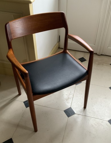 Sièges Fauteuil & Bergère - Fauteuil de bureau scandinave du designer Niels Otto Moller circa 1960