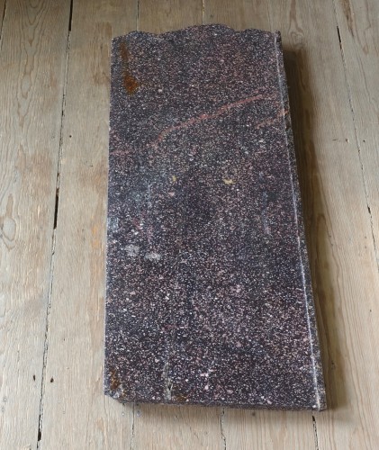 Curiosities  - Large polished Egyptian red porphyry piece - Roman period