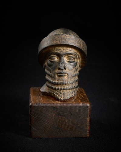 BC to 10th century - Mesopotamian basalt head