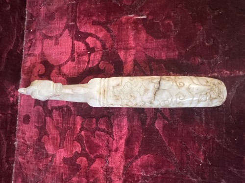 Large white Jade fibula with dragon head - Ancient Art Style 