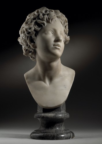 Buste néoclassique d'un garçon - Sculpture Style 
