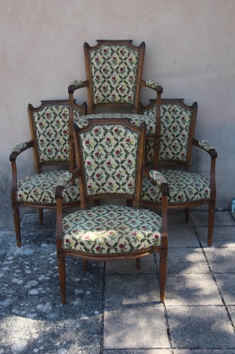 Suite de quatre fauteuils cabriolets d'époque Louis XVI - Sièges Style Louis XVI