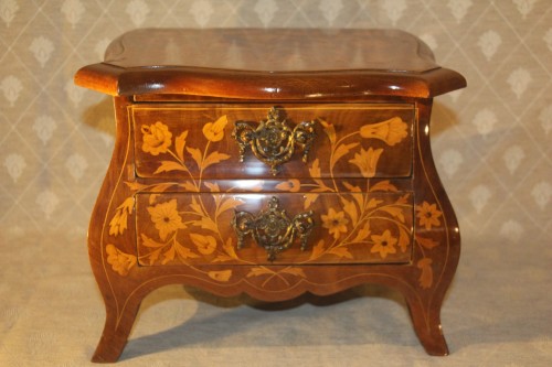 XIXe siècle - Paire de commodes de maîtise hollandaises en marqueterie, XIXe siècle