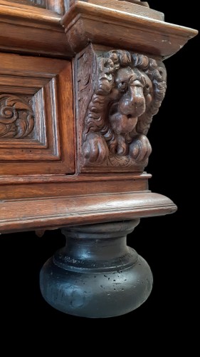 A large oak cupboard from the first half of the 17th century - 