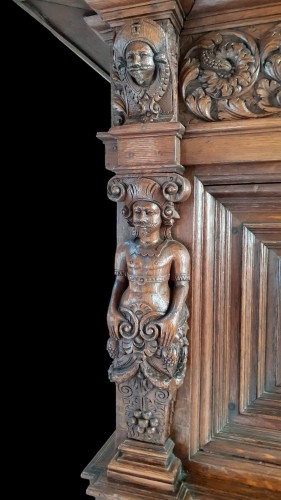 17th century - A large oak cupboard from the first half of the 17th century