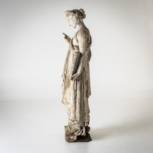 Statue en terre cuite d'une femme scribe, 19e siècle - EHRL Fine Art & Antique