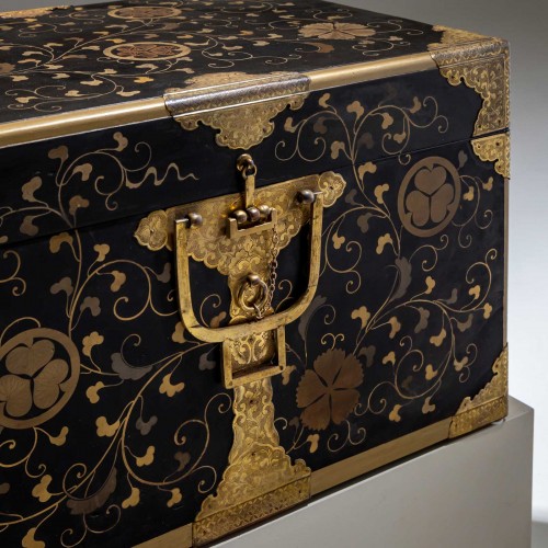 18th century - Japanese Lacquer Chest, Edo Period