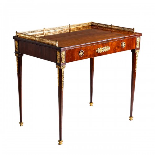 Neoclassical Desk, Austria late 18th Century