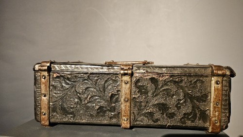 Objects of Vertu  - gothic box