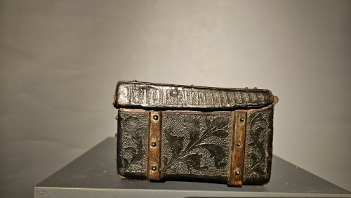 11th to 15th century - gothic box