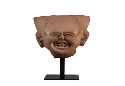 Veracruz culture 6th-9th century, smiling head