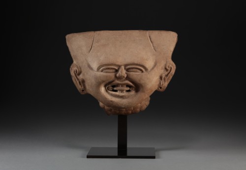 Veracruz culture 6th-9th century, smiling head - Ancient Art Style 