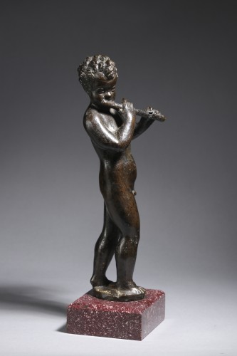 Sculpture  - Flute-Playing Putto, Bronze with brown patina - Venice circa 1600