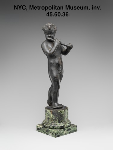 17th century - Flute-Playing Putto, Bronze with brown patina - Venice circa 1600