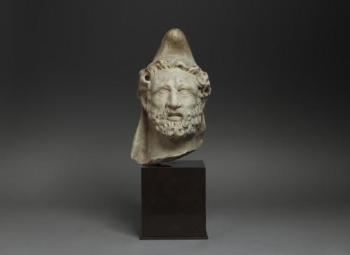 Marble head, barbarian - Sculpture Style 