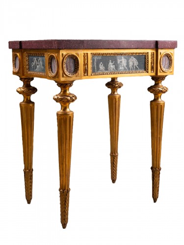 Table italienne Louis XVI aux scènes d'après l'antique, fin XVIIIe