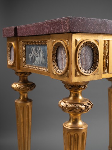 Louis XVI - Table italienne Louis XVI aux scènes d'après l'antique, fin XVIIIe