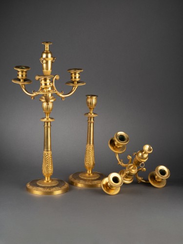 Antiquités - Paire de candélabres d'époque Louis XVI en bronze doré